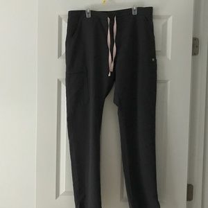 FIGS Yola™ Skinny Scrub Pants size M Charcoal